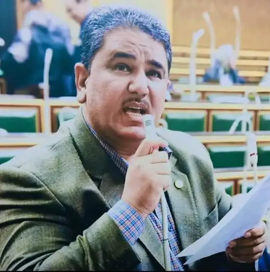 النائب بلال النحال يواجه وزير النقل بمشاكل الطرق والكبارى بالبحيرة ويؤكد«عندنا كوبرى زعلان منك»