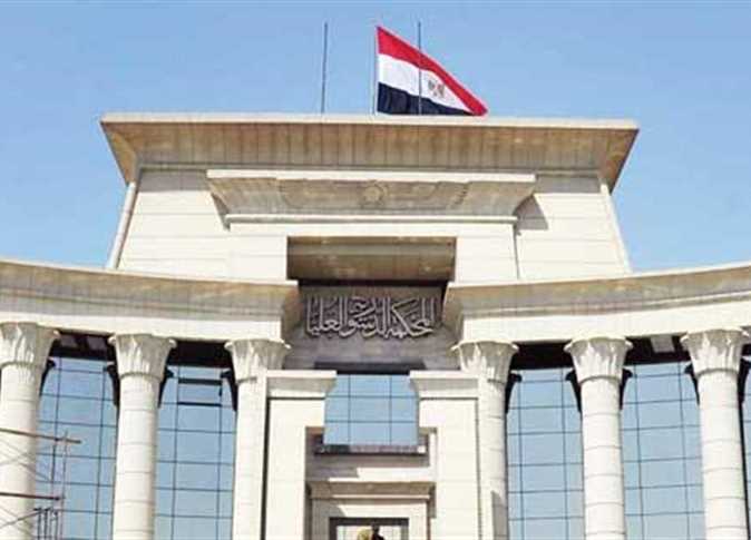 بعد إصدار الحكم في دعوى عدم دستورية قانون إجراءات الطعن على عقود الدولة..الضبع: تشجيع للاستثمار الأجنبي.. الحفناوي: يضر بالشفافية و النزاهه فى العقود.. حسين: قرار صادم بكل المقاييس