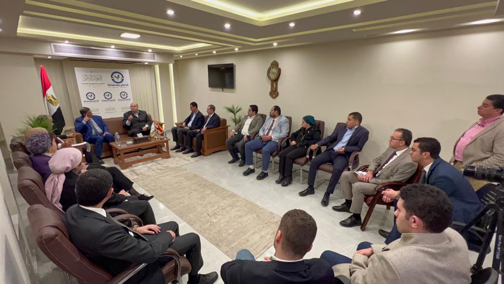 حزب الاصلاح والنهضة يعقد جلسة نقاشية حول "مستقبل الأحزاب السياسية في الجمهورية الجديدة"