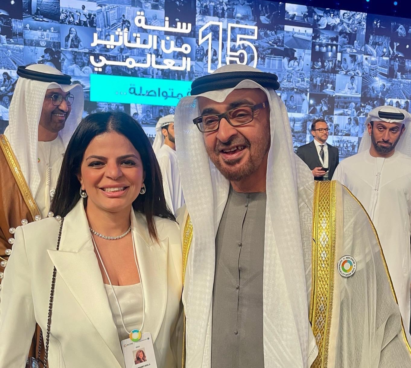 المهندسة زينب بشير تشارك في فعاليات قمة أسبوع أبوظبي للاستدامة 2023 المنعقدة بالإمارات وتلتقي محمد بن زايد