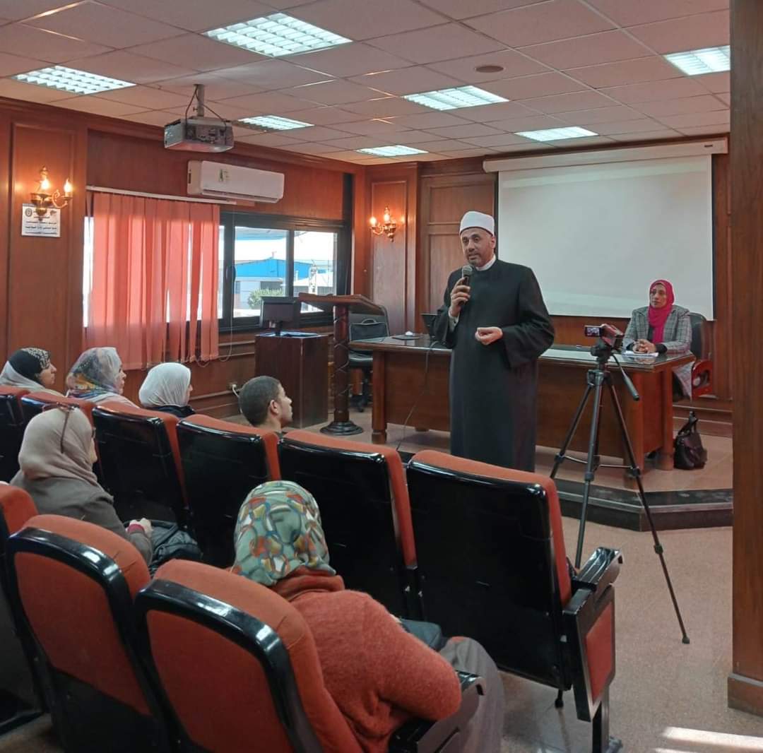 تزامناً مع حلول شهر رجب الفضيل.. "وزارة الإنتاج الحربي" تنظم ندوتين توعويتين للعاملين عن "بر الوالدين"