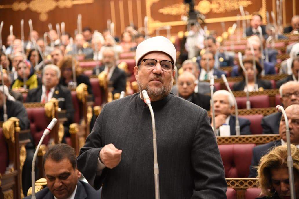 وزير الأوقاف يدعو الأسر المصرية إلى التوجه للمساجدويؤكد:أمنه وحاربنا قوى التطرف
