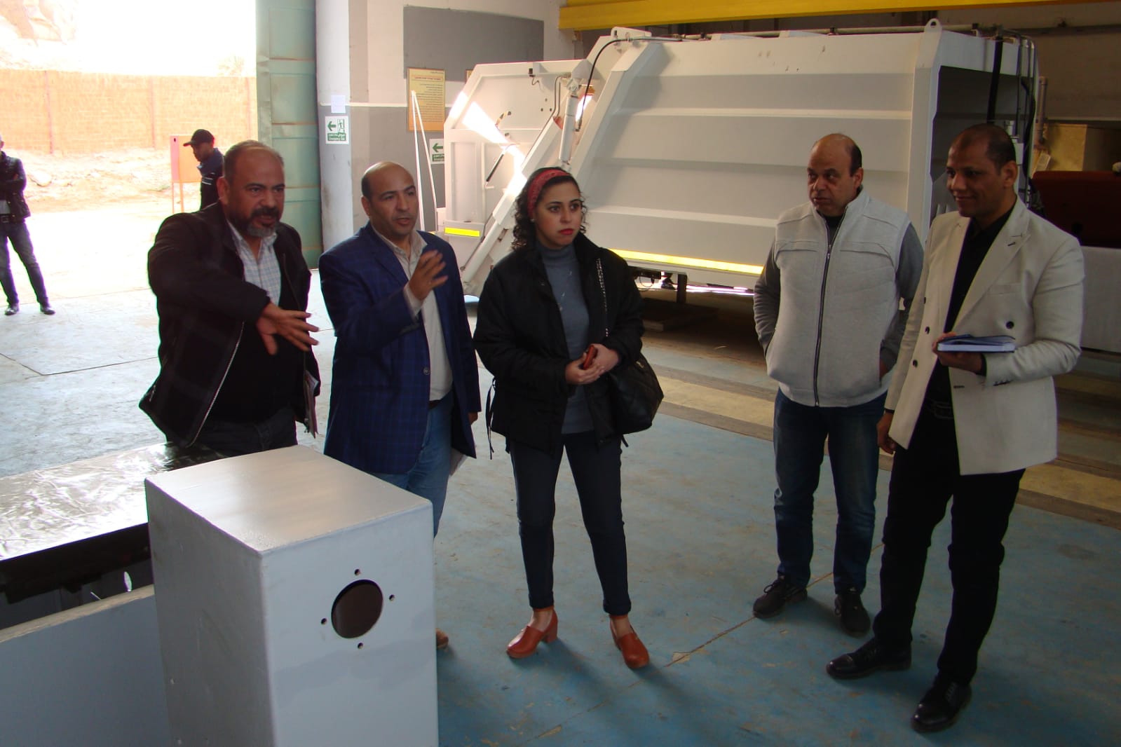 المهندس «عزت عبد العزيز » رئيس مجلس إدارة مصنع 999 الحربى فى حوار ل" السلطة الرابعة ":  المصنع يعد قلعة صناعة الآلات والمعدات و نسعى للمنافسة فى السوق العالمية