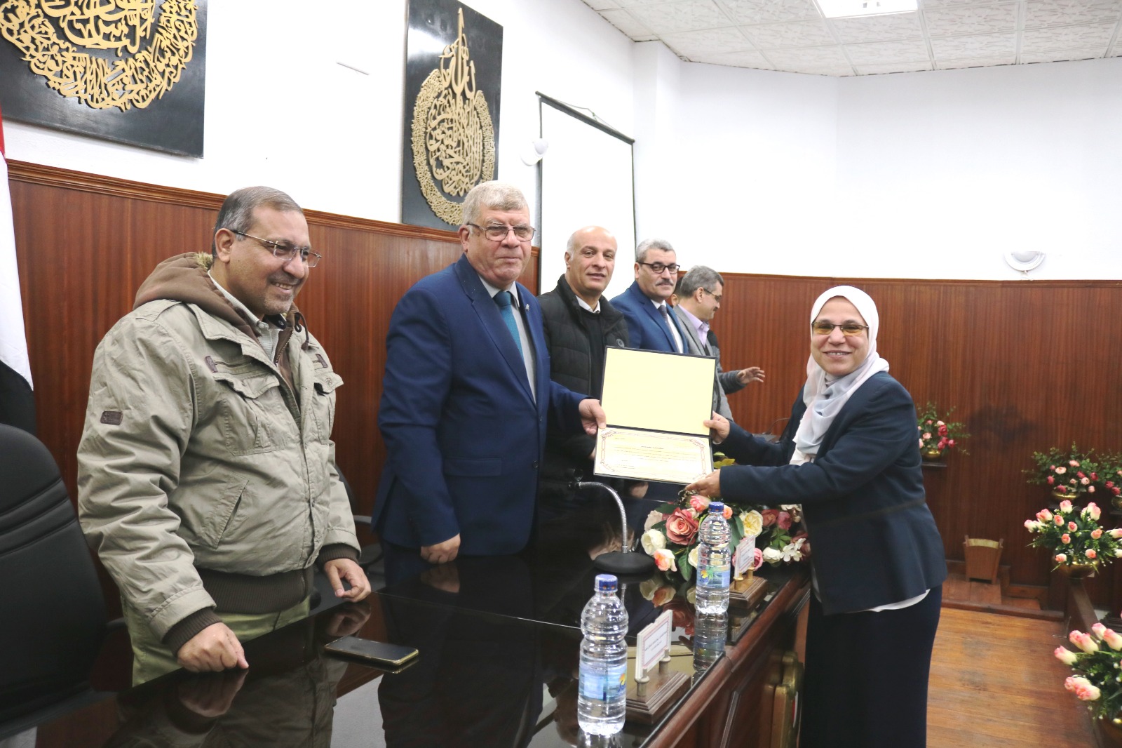 في إطار متابعة سير العملية الإنتاجية وتكريم المتميزين بالشركة والمحالين للمعاش .. رئيس مجلس إدارة "المعصرة للصناعات الهندسية" يجتمع بالعاملين