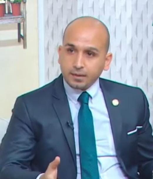 د. محمود فوزي يكتب..الأستاذ الجامعي.. عندما تغرد منفردا