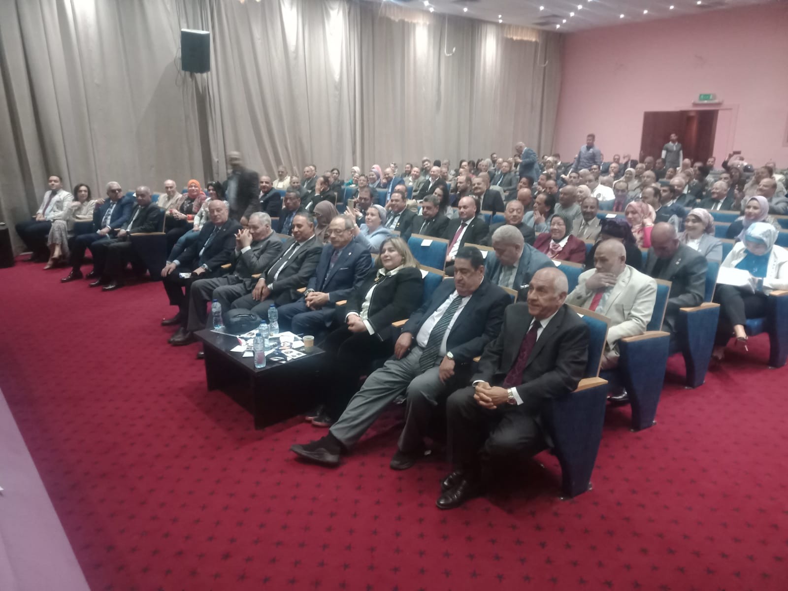 النائب تيسير مطر يهنئ اللواء رءوف السيد بتجديد الثقة به رئيسا للحزب لدورة جديدة