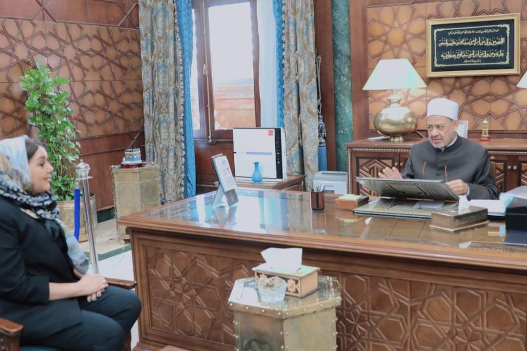 بمناسبة حلول ليلة النصف من شعبان واستقبال شهر رمضان.. رئيسة حزب "الدستور" تهنئ شيخ الأزهر الدكتور أحمد الطيب