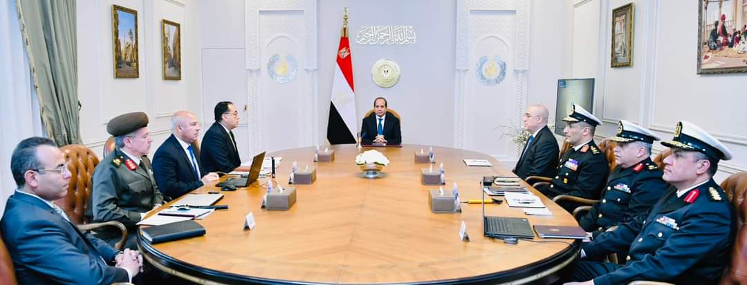 بينهم ميناء الاسكندرية الكبير ..السيسى يتابع ملفات تطوير الموانئ