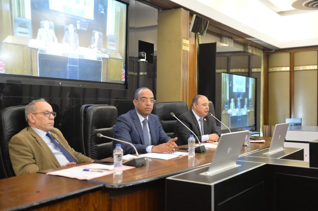 صحة الشيوخ : تطالب بضرورة تكاتف كافة الجهات لوضع رؤية شاملة تحقق التسعير العادل للادوية