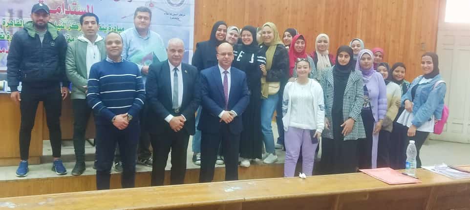 آليات الإعلام البيئي ومواجهة التغيرات المناخية في المعهد العالي للخدمة الاجتماعية بالقاهرة