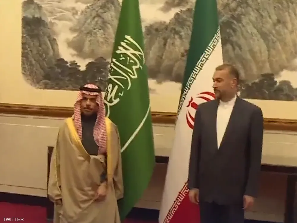 وزيرا خارجية السعودية وإيران يجتمعان في الصين