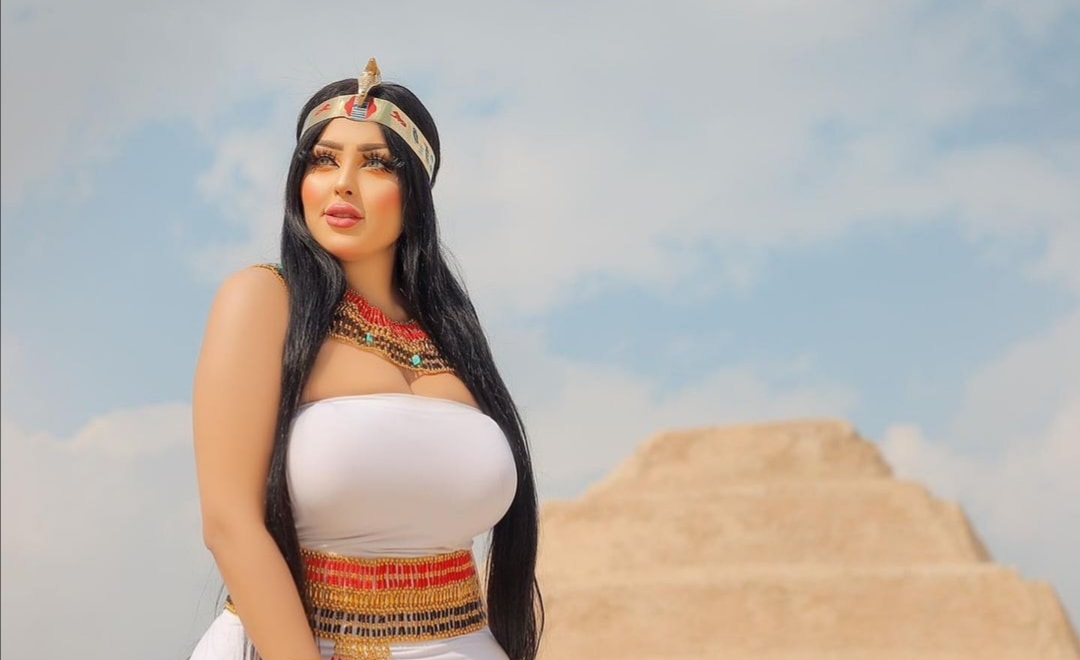 بسبب فوتسيشن بملابس فرعونية .. القبض على سلمى الشيمي بالإسكندرية