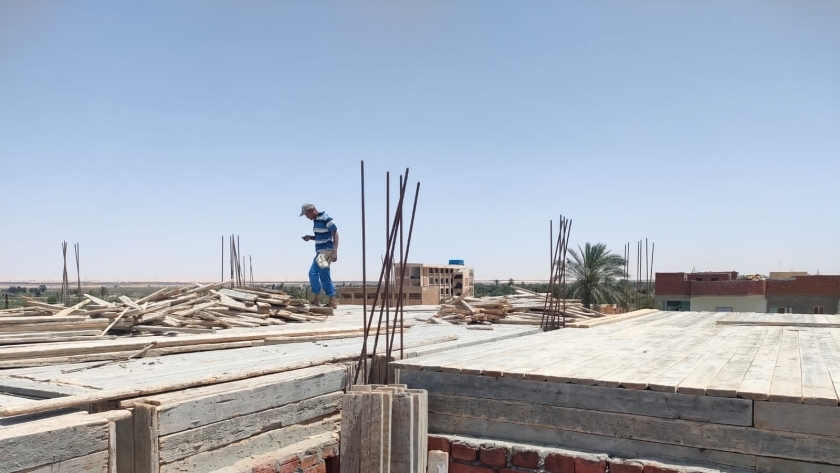 خطوات استخراج ترخيص بناء بالتعلية.. شهادة صلاحية ورسومات هندسية