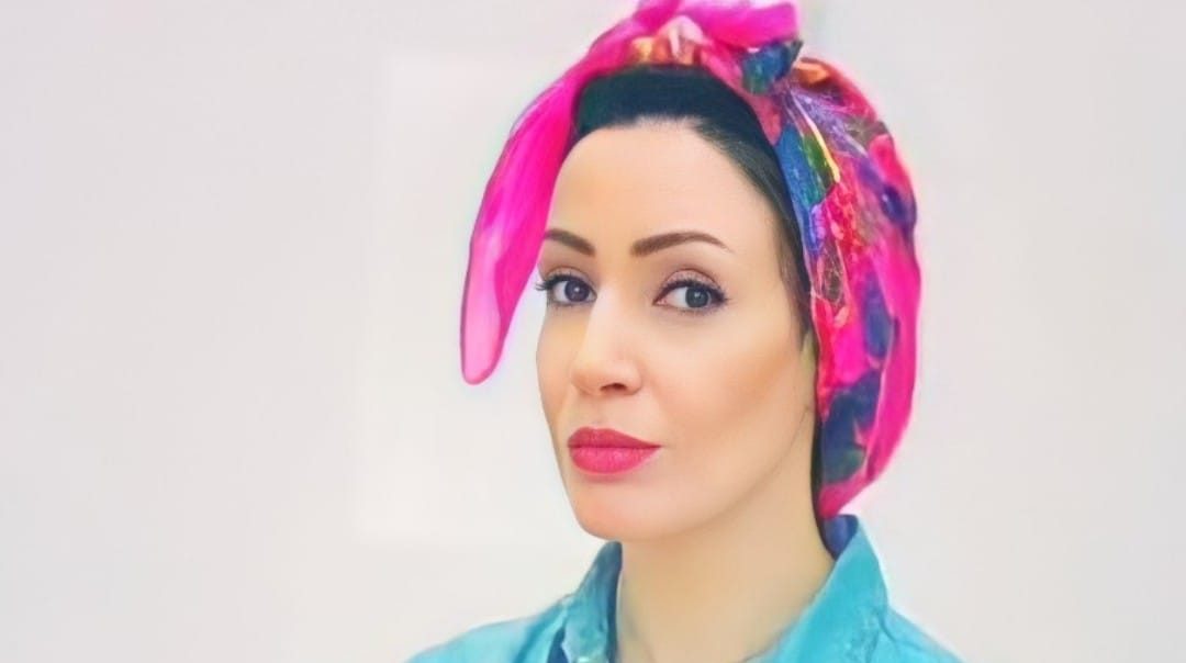 تكريم الكاتبة ميادة عابدين بـ منتدي "مؤنث الدولي للتنمية"