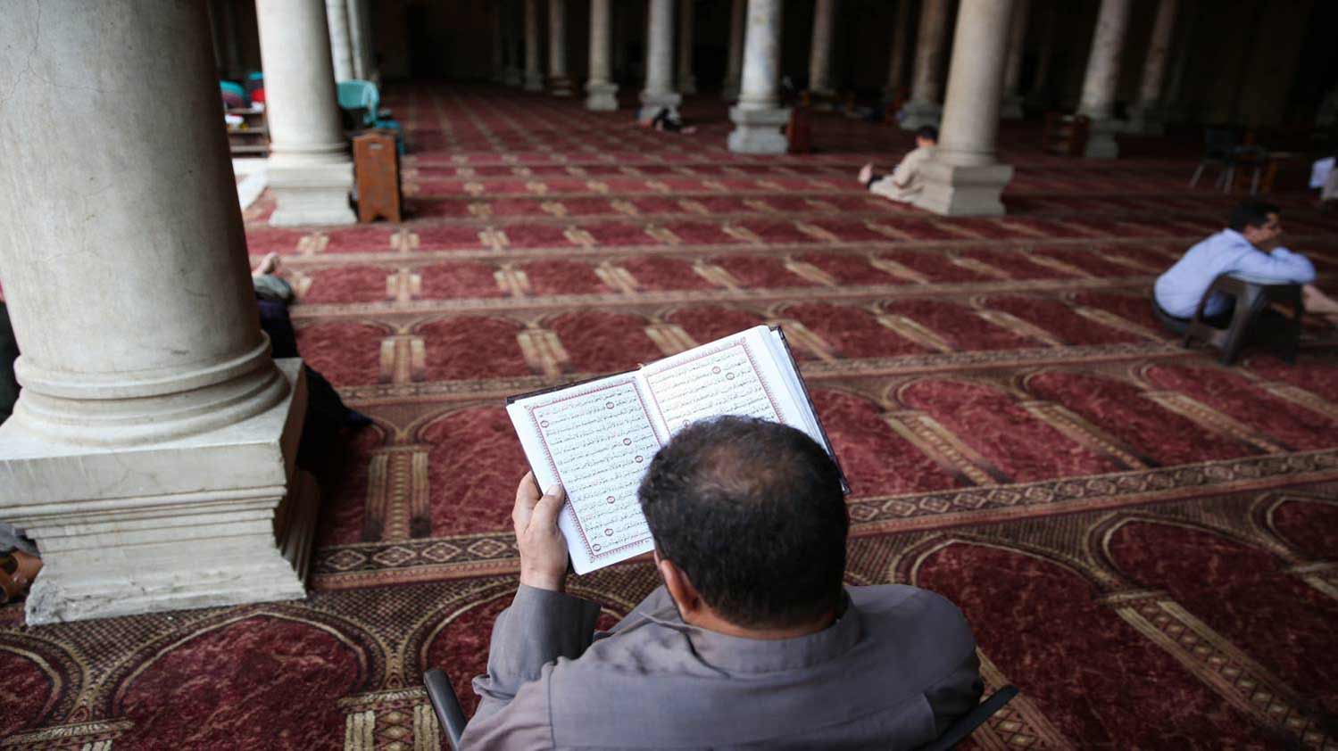 بينها حظر تصوير المتواجدين .. وزارة الأوقاف تحدد 6 ضوابط للاعتكاف في المساجد