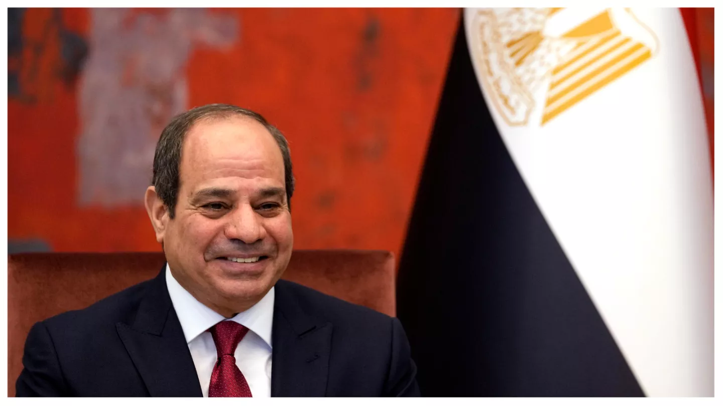 السيسي يفتتح 5 مصانع ضمن مبادرة ابدأ عبر الفيديو كونفرانس