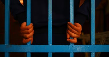 حبس سيدة 4 أيام لاتهامها بسرقة محال الذهب فى الوايلى