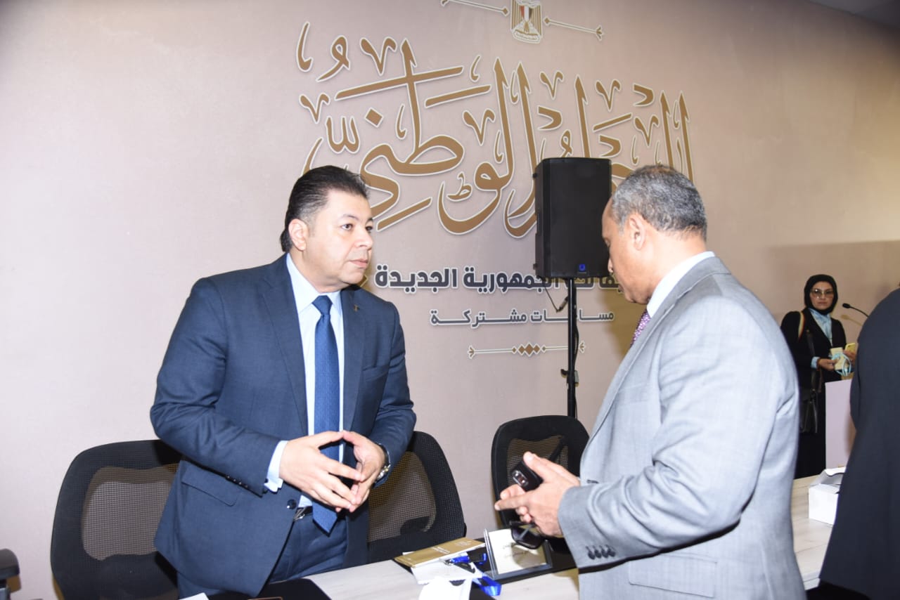 في جلسة الحوار الوطني.. "المصريين الأحرار" يفنّد النظم الانتخابية ويوضح ايجابيات رؤيته لنظام القائمة النسبية