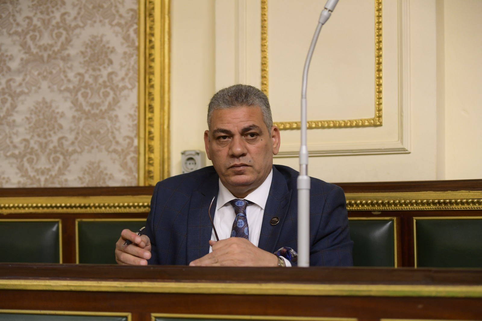 للحفاظ على أرواح المواطنين المهدورة.. النائب خالد أبو نحول يتقدم ببيان عاجل بشأن غلق مزلقان مركز أبوتشت بمحافظة قنا