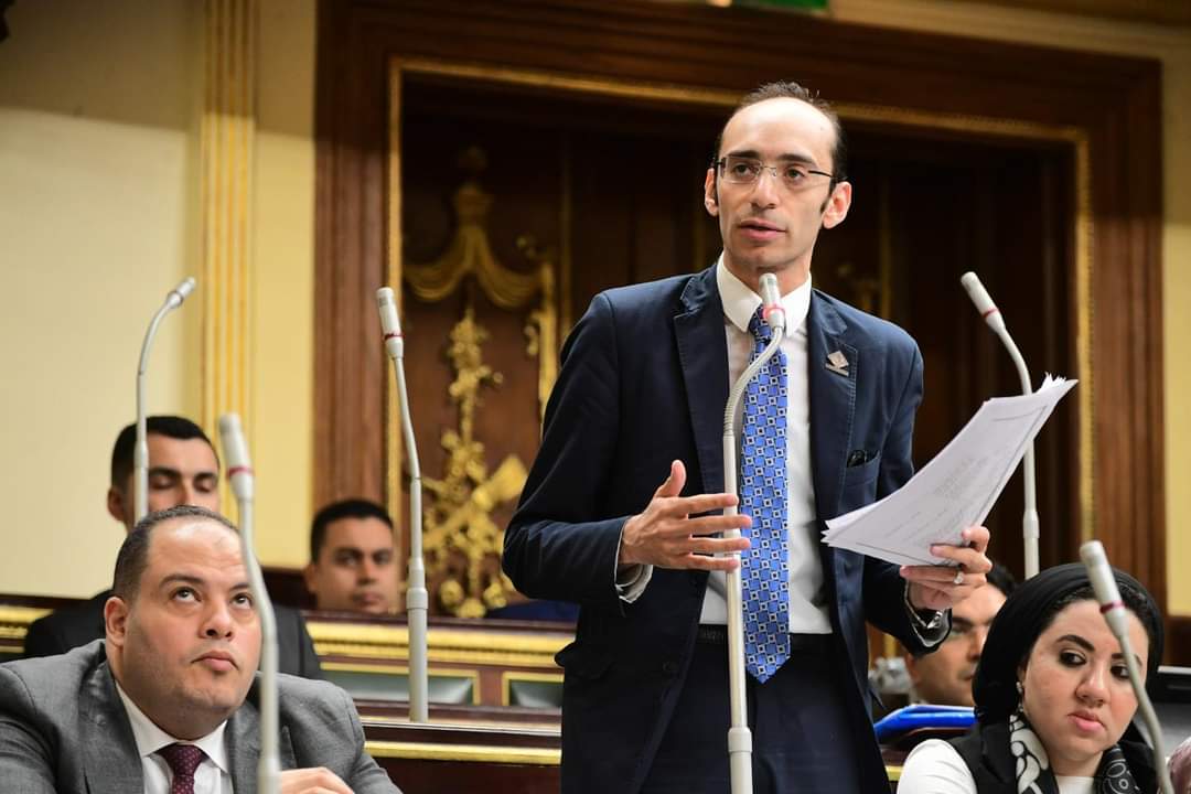 نائب التنسيقية محمد عبد العزيز يعلن رفضه الحساب الختامى للموازنة للسنة المالية 2021/2022