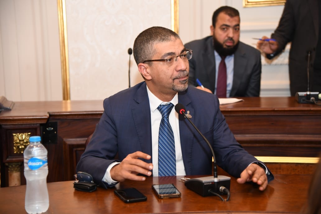 بعد افتتاح مصانع" الكوارتز"النائب محمد البدري يطالب بخطة ترويجية للفرص الاستثمارية فى قطاع التعدين المصري