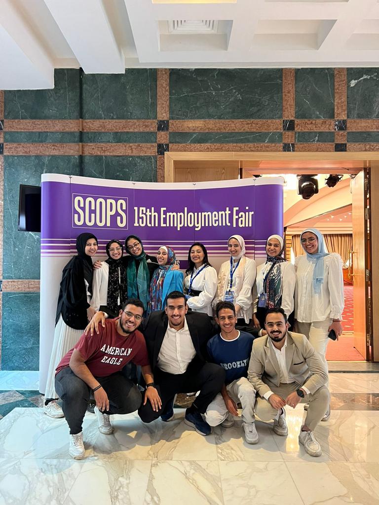 الملتقي التوظيفي لطلاب صيدلة جامعة عين شمس ينجح في توفير ٥٠٠ فرصة تدريب وعمل