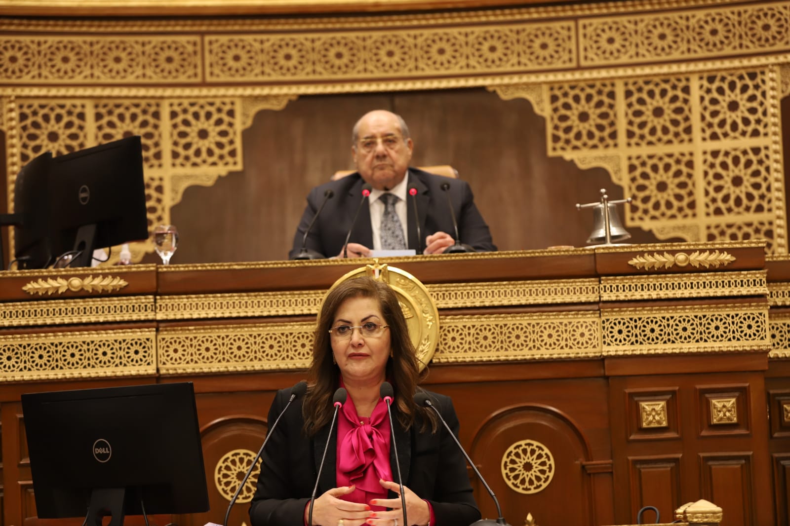 وزيرة التخطيط تقرر التوقف عن الحصول على قروض جديدة إلا بشروط ميسرة