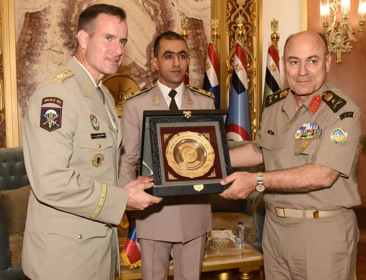 رئيس أركان حرب القوات المسلحة يلتقى رئيس هيئة الأركان العامة التشيكية