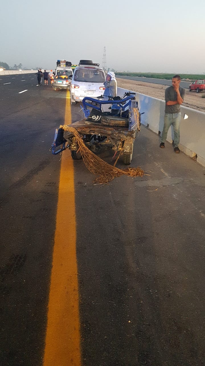 مصرع وإصابة 11 فى حادث تصادم 3 سيارات وتروسيكل بطريق إسكندرية الصحراوي