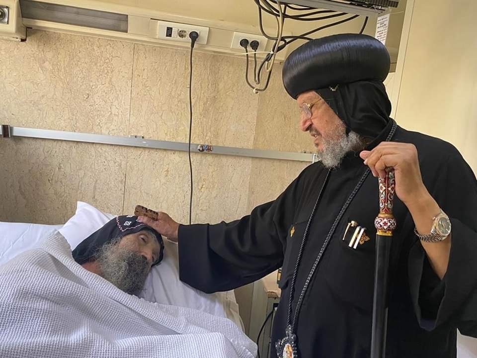 بعد تكليفه بإدارة شؤون دير الانبا برسوم العريان..الأنبا مرقس يزور الأنبا بيسنتي