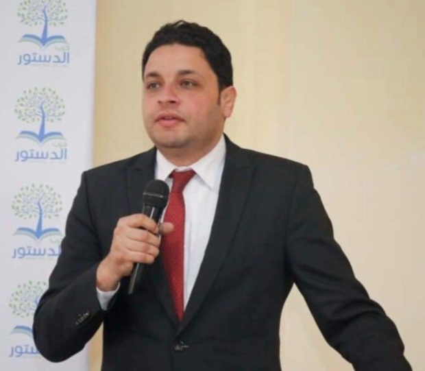 بعد الإفراج عن أحمد دومة.. وليد العماري: مازال قانون الحبس الاحتياطي شوكة في ظهر العدالة والإنسانية