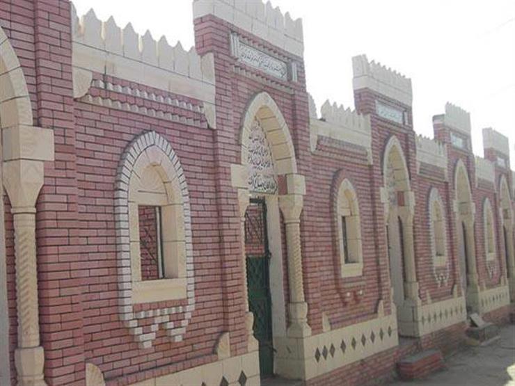 قريتنا أجمل برجالها المخلصين.. مبادرة شباب "ميت عنتر" لإنشاء مقابر جماعية جديدة