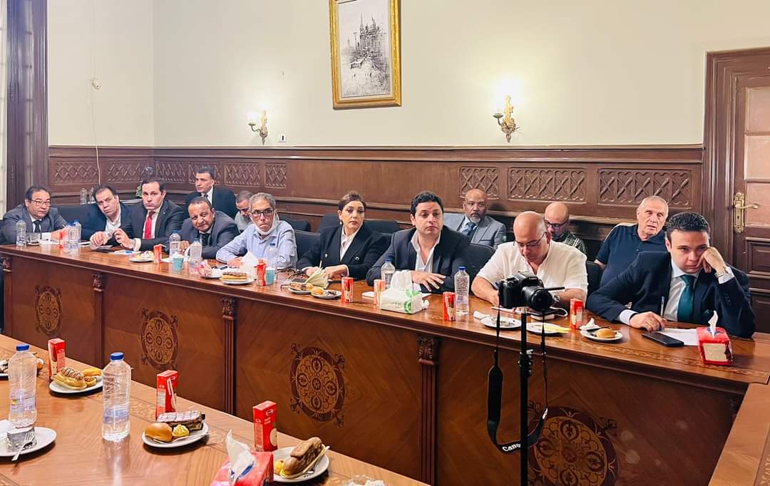 حزب الدستور يدعو لميثاق شرف بين النرشحين المحتملين من داخل الحركة المدنية