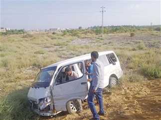 مصرع ٥ أشخاص وإصابة ١٥ آخرين بينهم ٧ تلاميذ فى حوادث طرق بالمحافظات