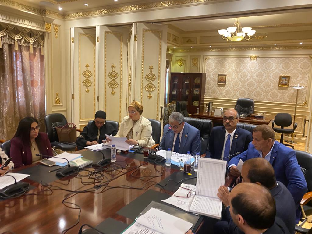 قوى عاملة النواب تقر زيادة علاوة الغلاء والمنحة الاستثنائية والمعاشات .. النائب ايهاب منصور : علاوة لسد جزء من الغلاء