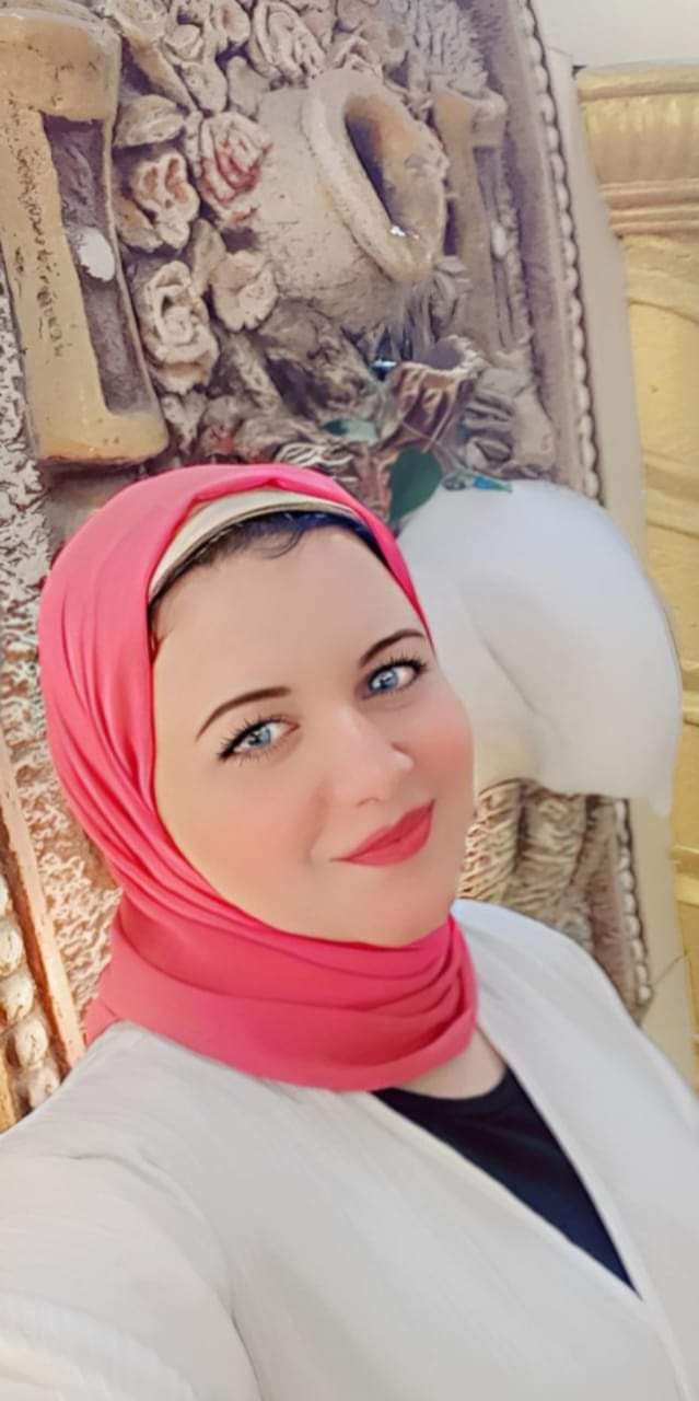 سامع البلاد بتنادي