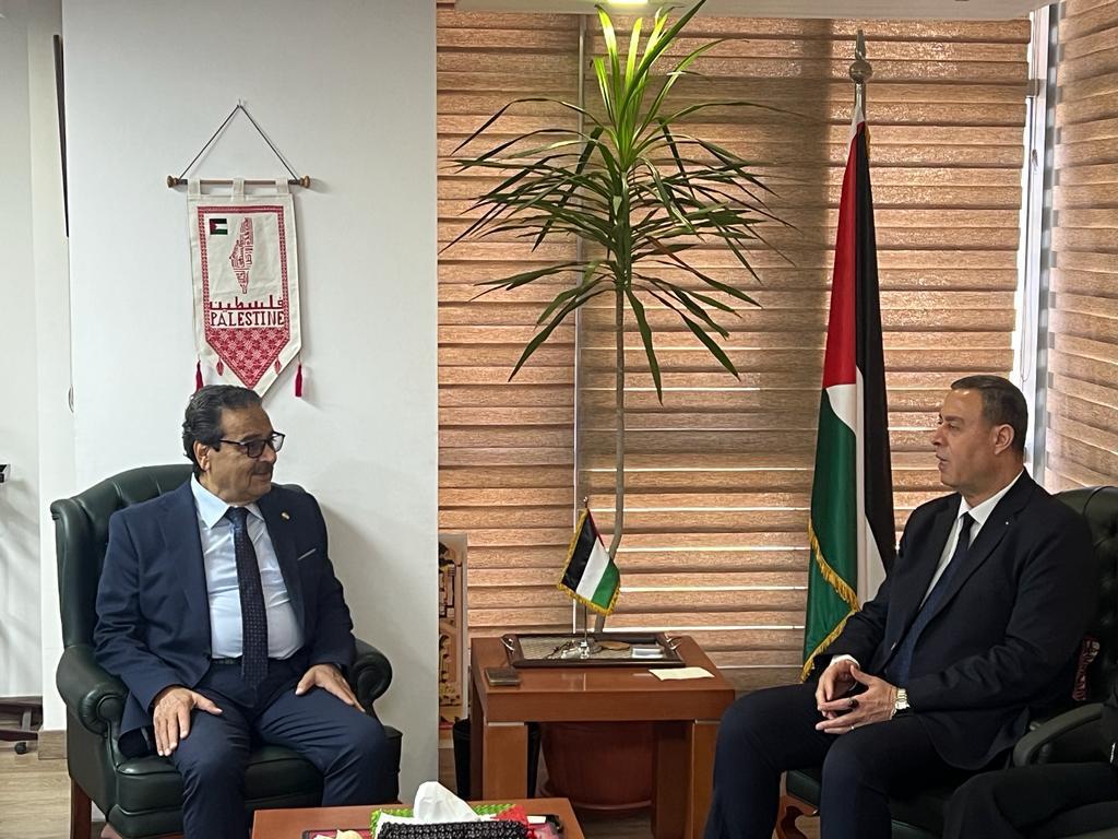 المصري الديمقراطي الاجتماعي يزور السفارة الفلسطينية ويلتقي بالسفير