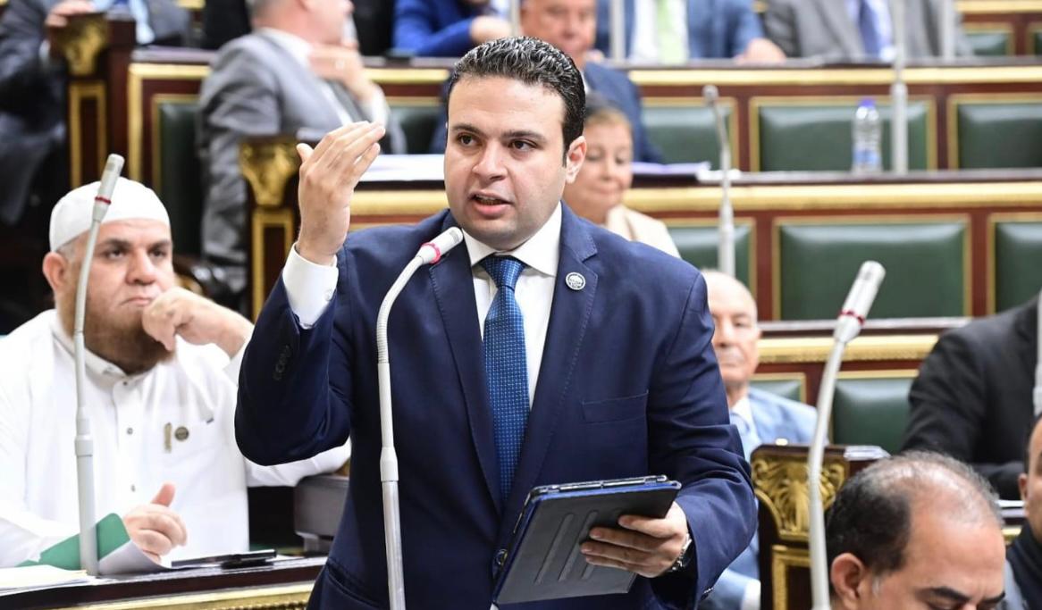 عبد المنعم إمام يتقدم بسؤال برلماني بشأن عدم صرف رواتب العاملين بالمعهد العالي للخدمة الاجتماعية بالاسكندرية