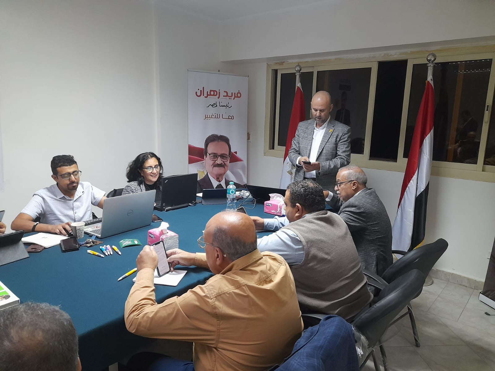 بدء غرفة عمليات حملة المرشح الرئاسي فريد زهران لمتابعة تصويت المصريين بالخارج