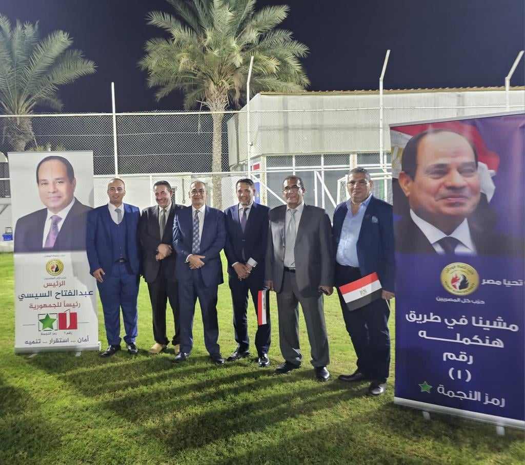 أمين عام حماةالوطن :المصريون بسلطنة عمان يعلنون تأييدهم للمرشح الرئاسي عبد الفتاح السيسي