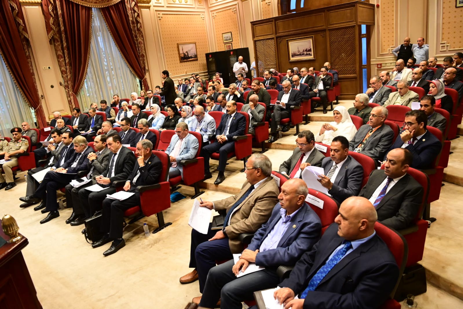النائب أحمد عثمان: قانون التصالح الجديد يذلل معوقات التطبيق ويتضمن تيسيرات عديدة للمواطنين
