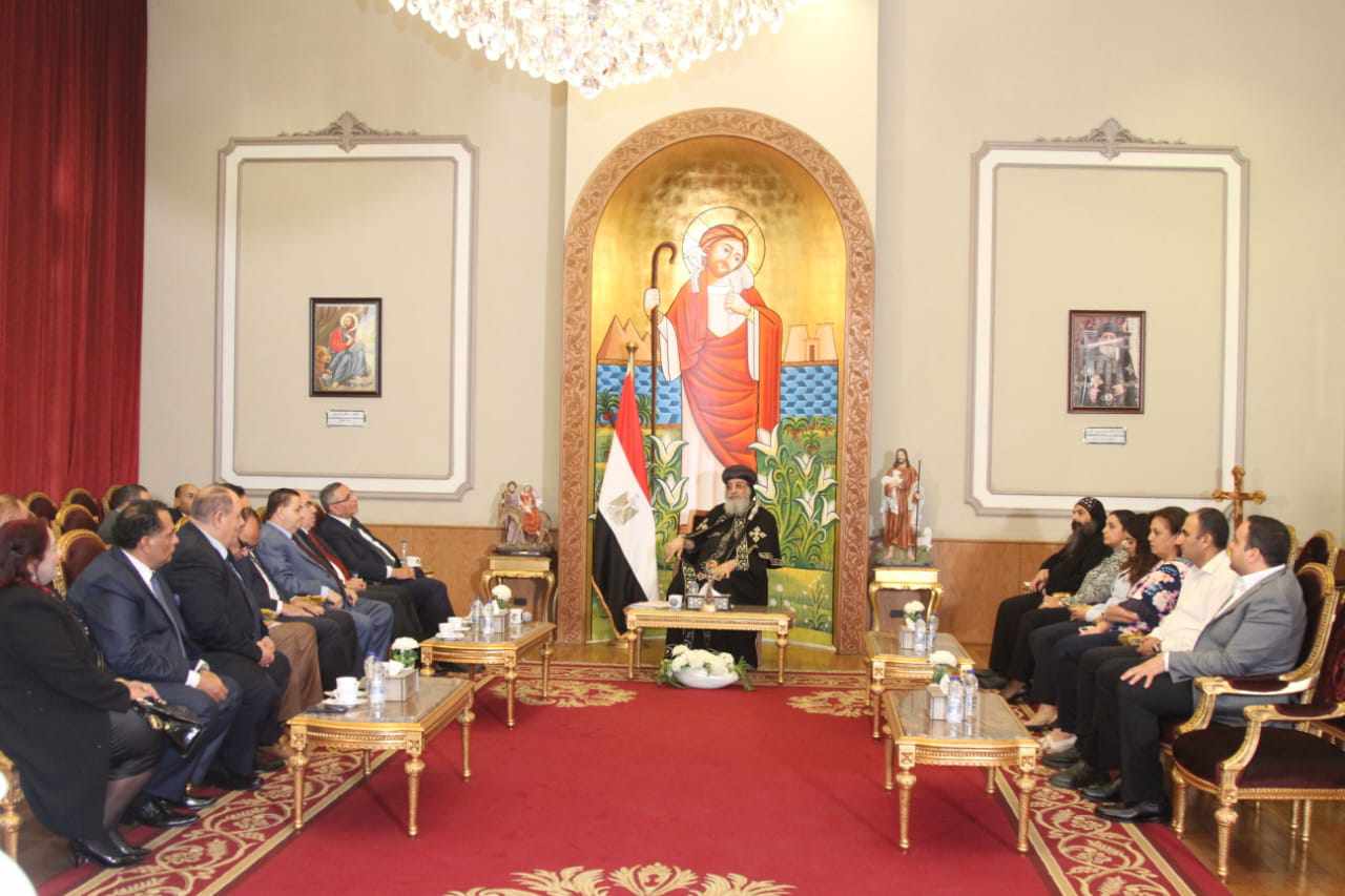 المرشح الرئاسي عبدالسند يمامة يلتقى قداسة البابا تواضروس بالمقر البابوى