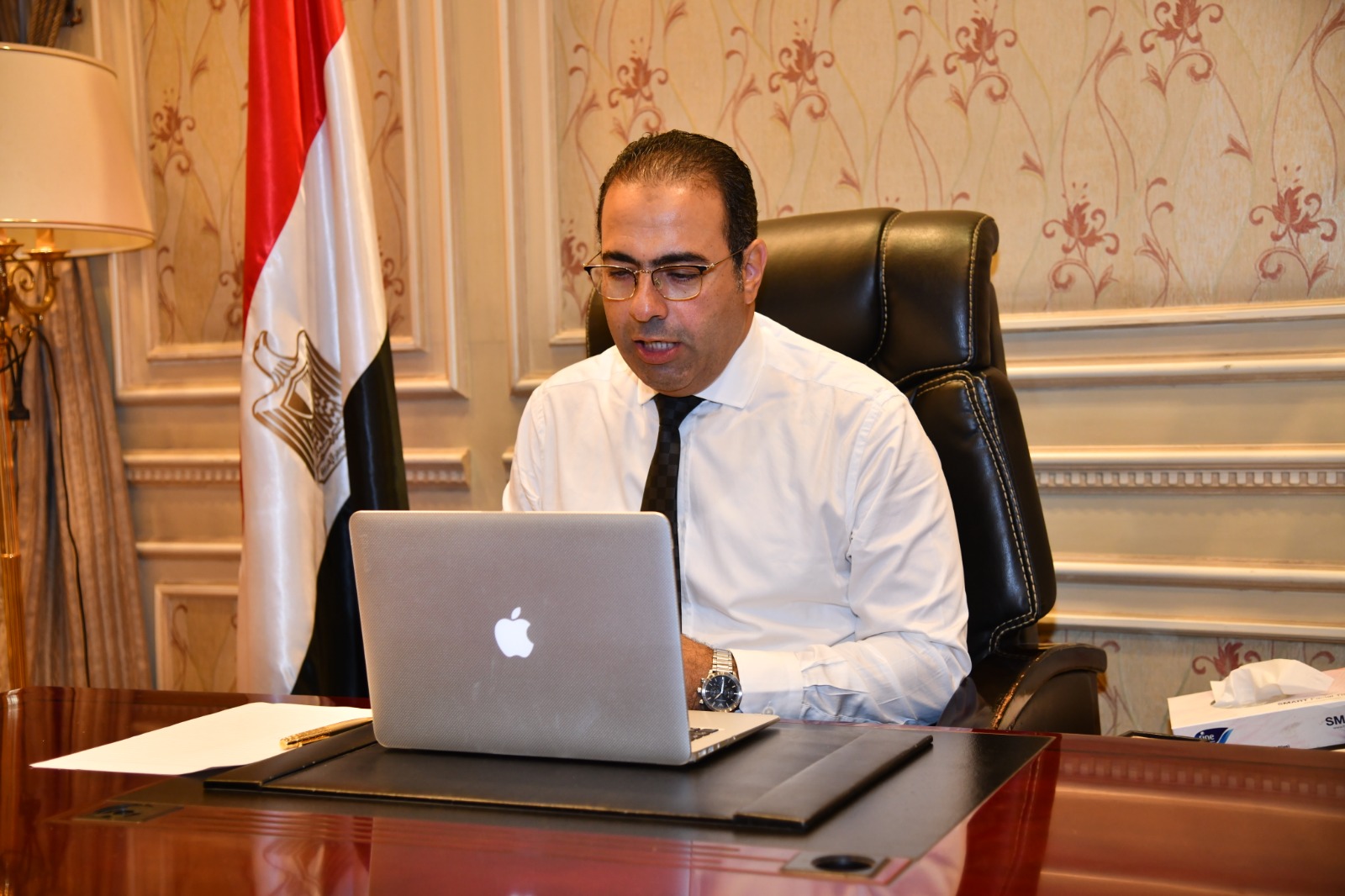 " المصريين بالخارج" لجالية عمان : السيسي يقود سفينة الوطن لبر الأمان  وسط أمواج عاتية.. وستضربون اروع المثل بالمشاركة في الانتخابات
