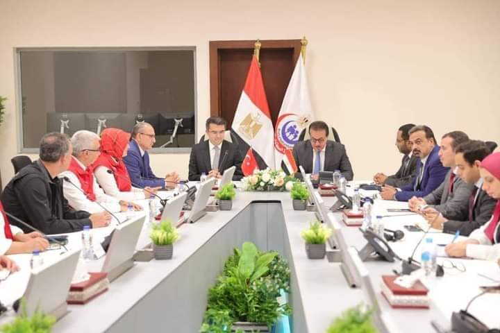 مصر وتركيا تناقشان تعزيز سبل التعاون لتقديم المساعدات للأشقاء في قطاع غزة