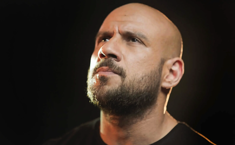 محطات مهمة في مشوار أحمد مكي بعد تصدره الترند