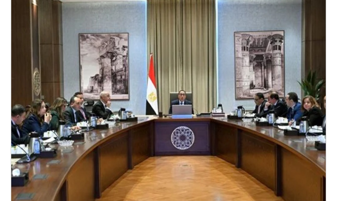 رئيس الوزراء يستعرض مبادرة جديدة لتعزيز بيع العقارات