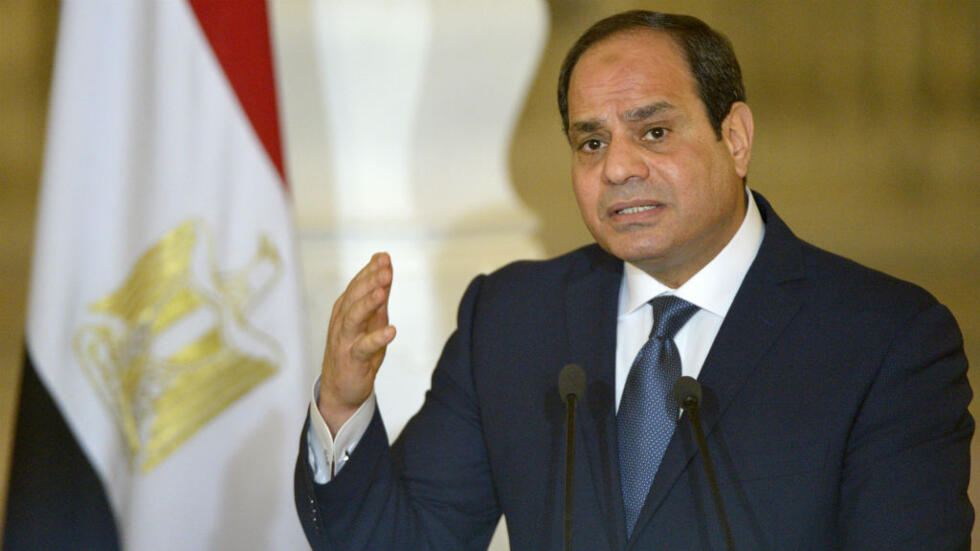 الرئيس السيسى للمصريين: اختياركم لى أمانة أدعو الله أن يوفقنى فى حملها بنجاح #السيسي_شعب_مصر_اختاره