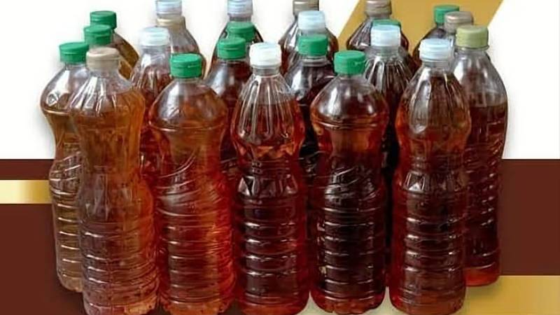 الصحة تحذر من شراء الزيت المنتشر في الاسواق يدمر الكبد والمناعة.. إياك تشتريه ولو كان ببلاش