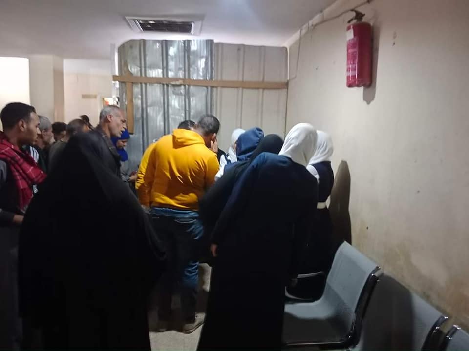 ارتفاع عدد المصابين بحالة اختناق لاستنشاقهم غاز داخل مدرسة بقنا لـ38 شخصًا