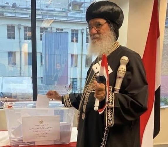 مطران طهطا وجهينة يدلي بصوته في الانتخابات الرئاسية بمقر القنصلية المصرية في ملبورن بأستراليا … أشرف حلمي